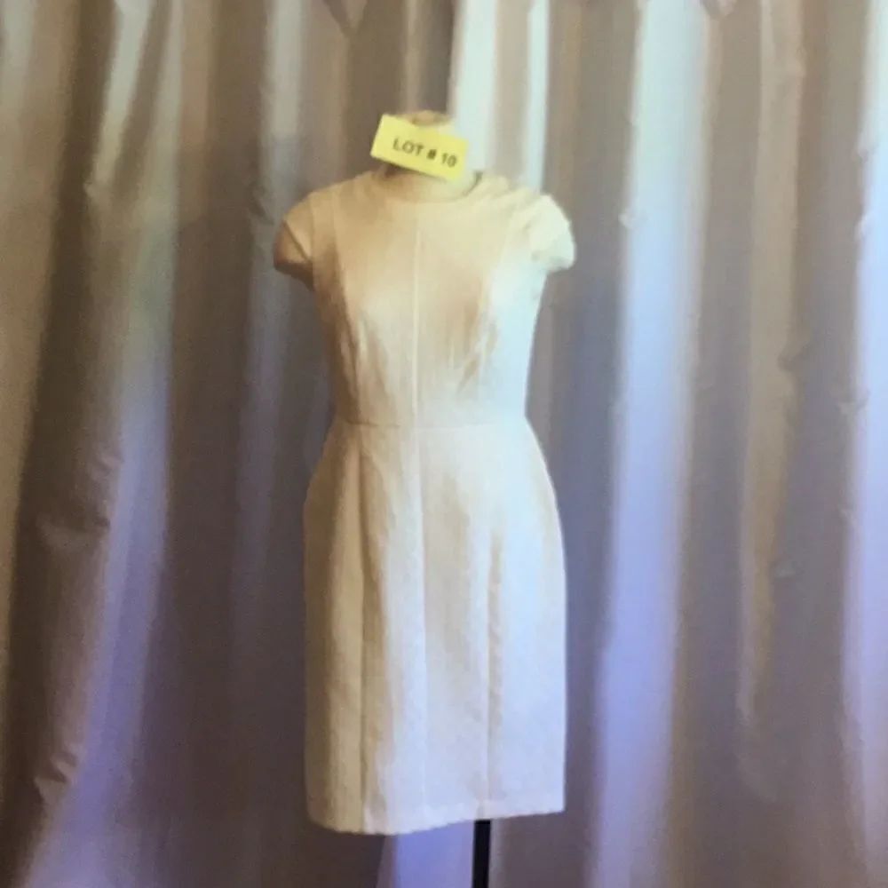 Off white dress in size 4 in basket weave design by WORTHINGTON